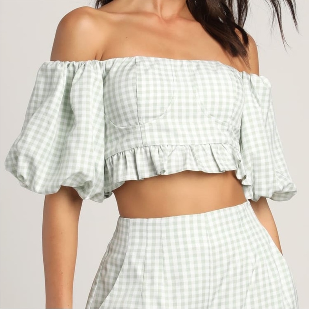 NWT Lulus gingham puff sleeve crop